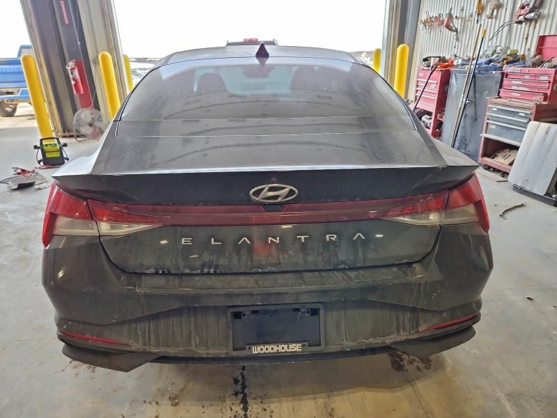 2023 Hyundai Elantra se