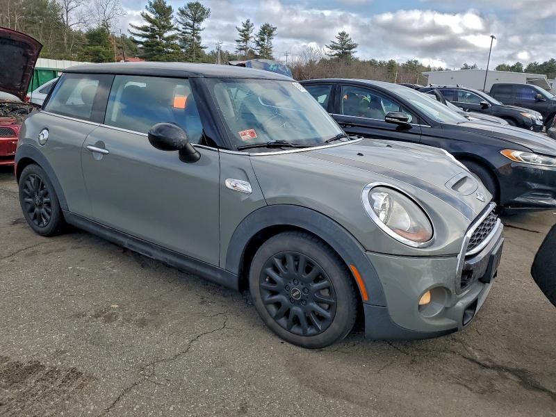 2017 Mini Cooper s