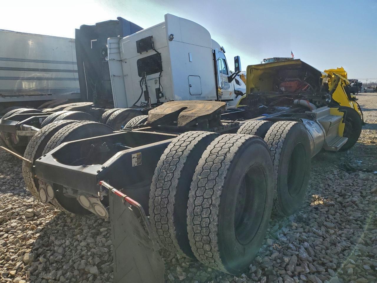 2023 Peterbilt Tractor 2023 Peterbilt 579 Semi Truck