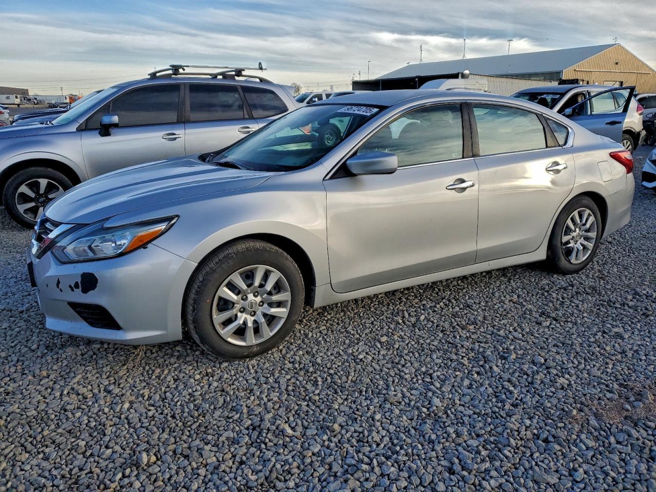 2016 Niss Altima 2.5