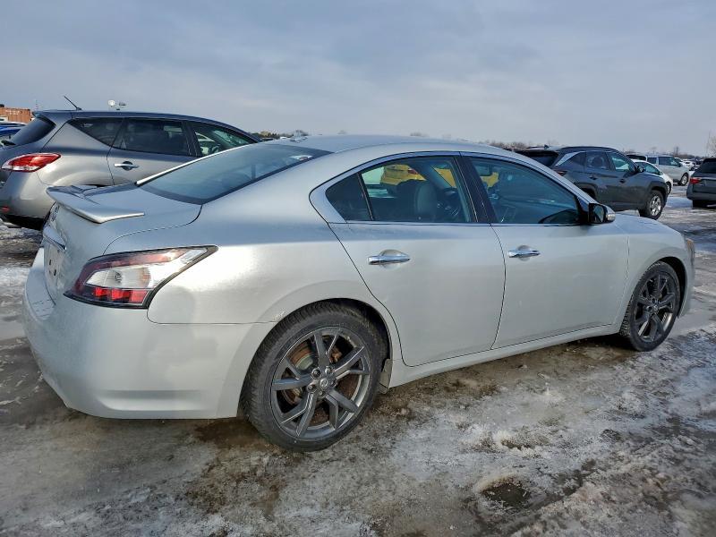 2014 Nissan Maxima s
