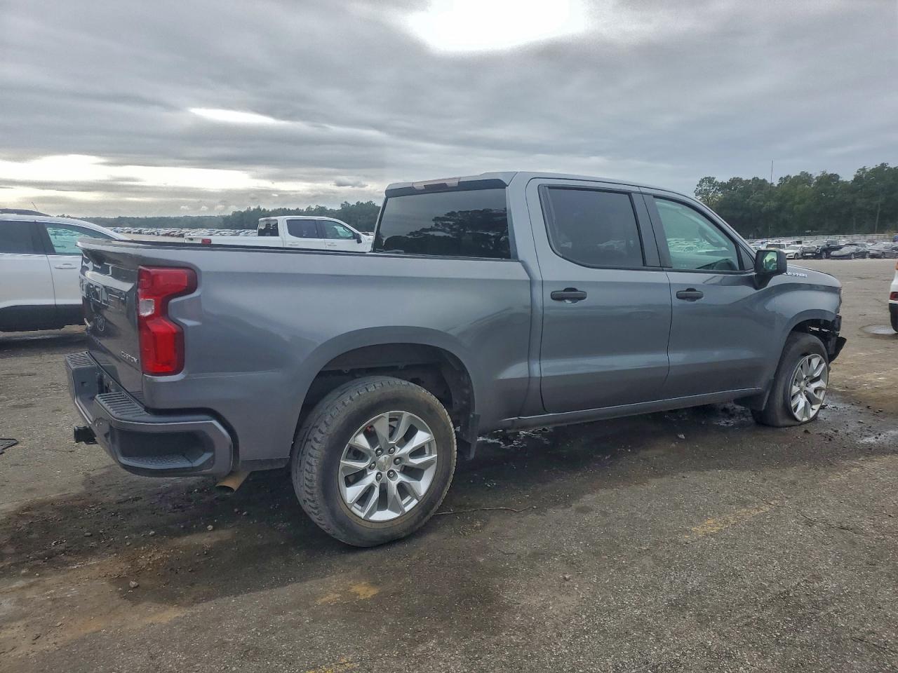 2021 Chevrolet Silverado C1500 Custom