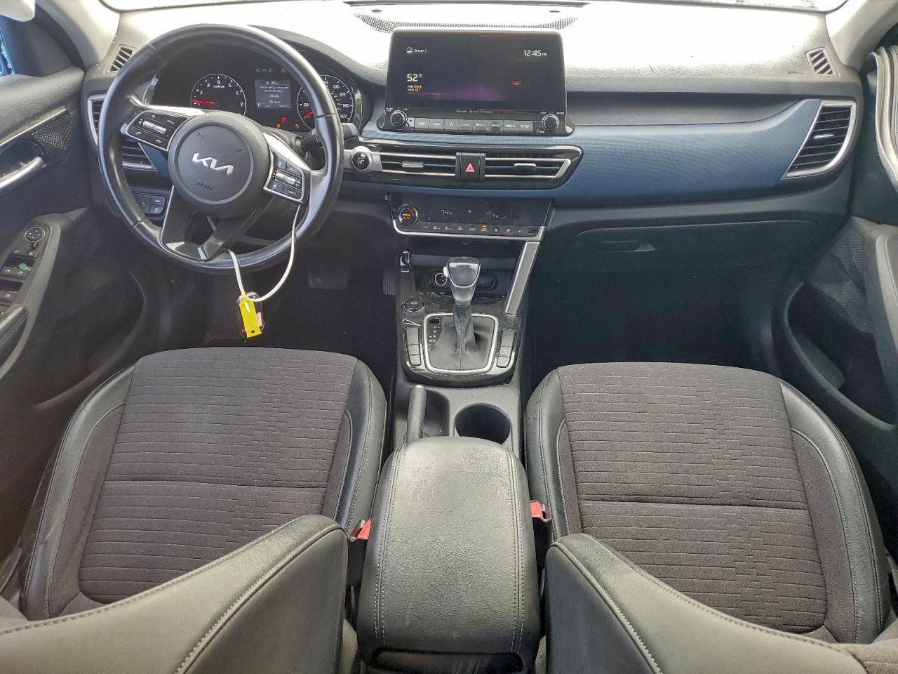 2022 KIA Seltos s