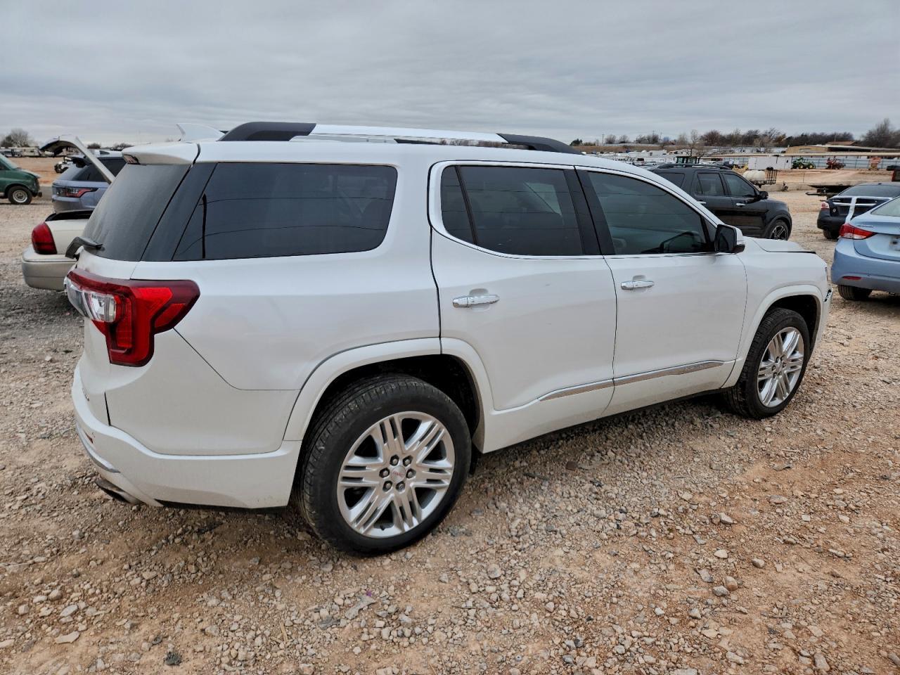 2020 GMC Acadia Denali