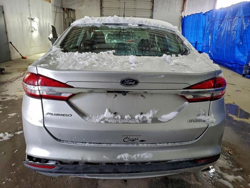 2018 Ford Fusion se Hybrid