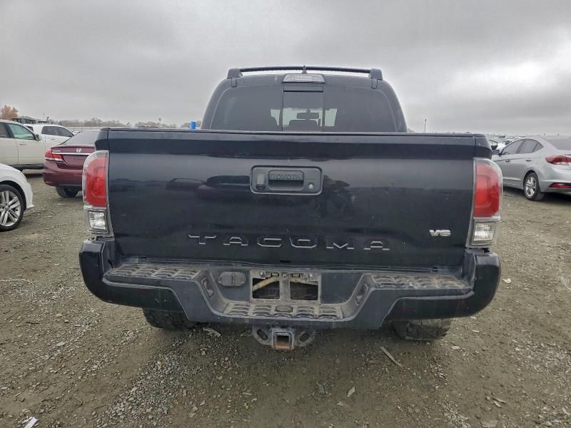 2017 Toyota Tacoma Double cab