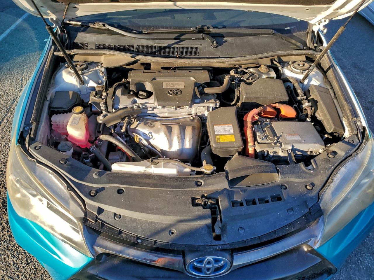2015 Toyota Camry Hybrid