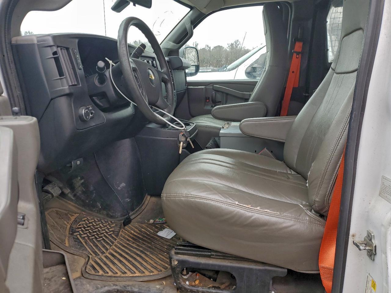 2018 Chevrolet Express G2500