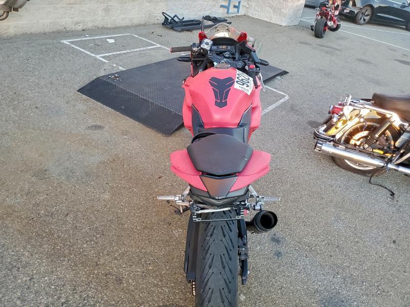2022 Honda CBR500 RA