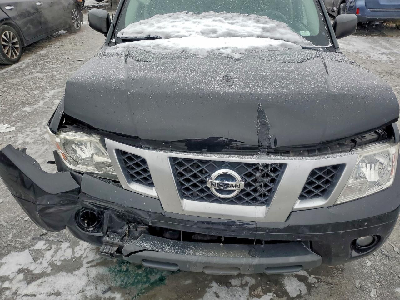 2021 Nissan Frontier s