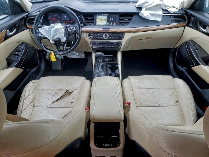 2017 KIA Cadenza Premium