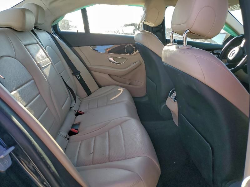 2015 Mercedes-Benz C300