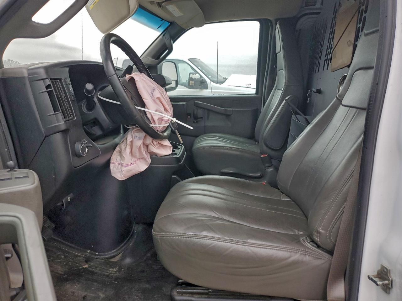 2021 GMC Savana G2500
