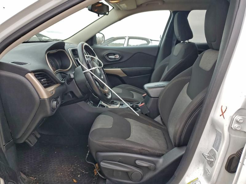 2017 Jeep Cherokee Sport