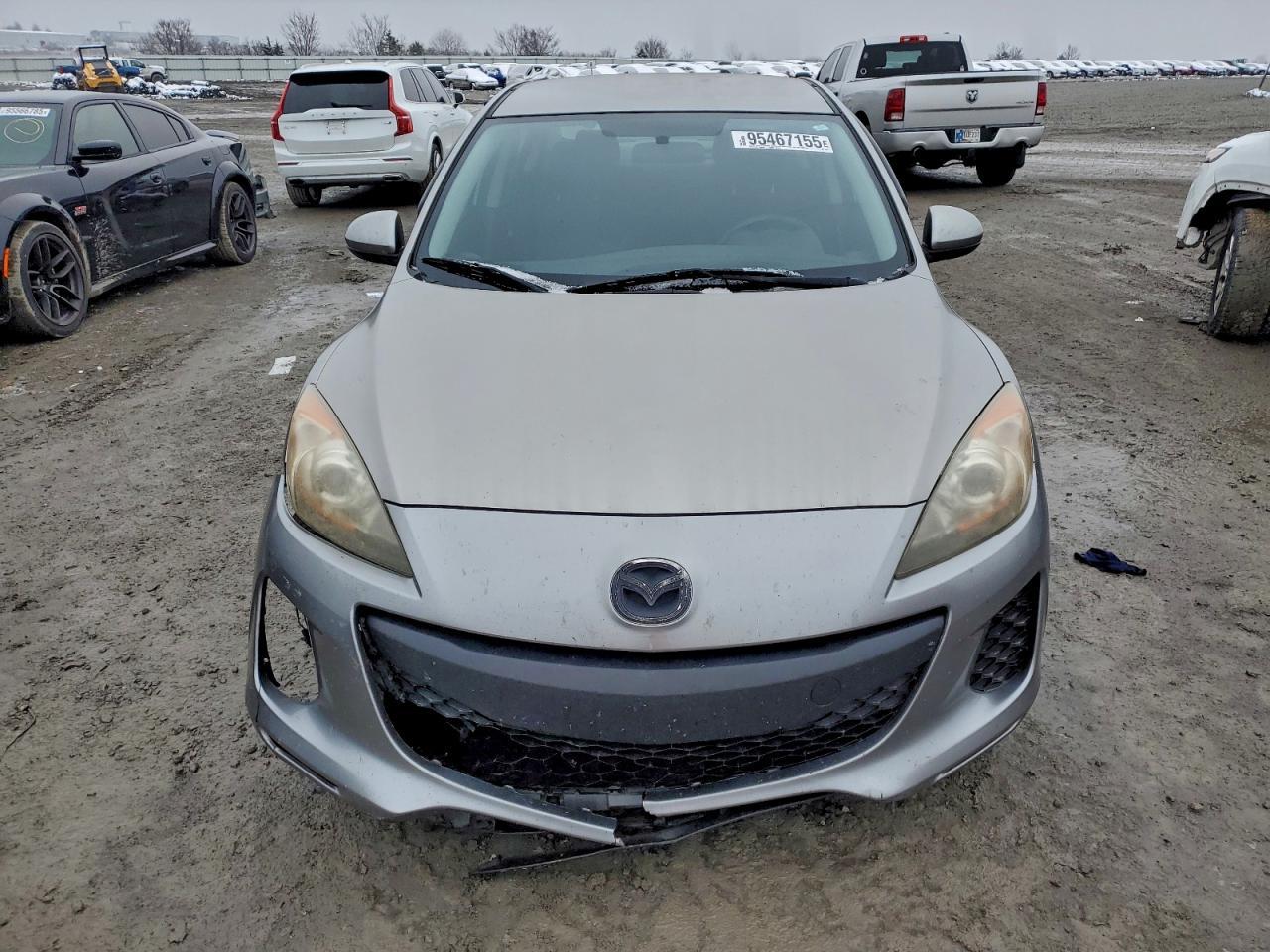 2013 Mazda 3 I