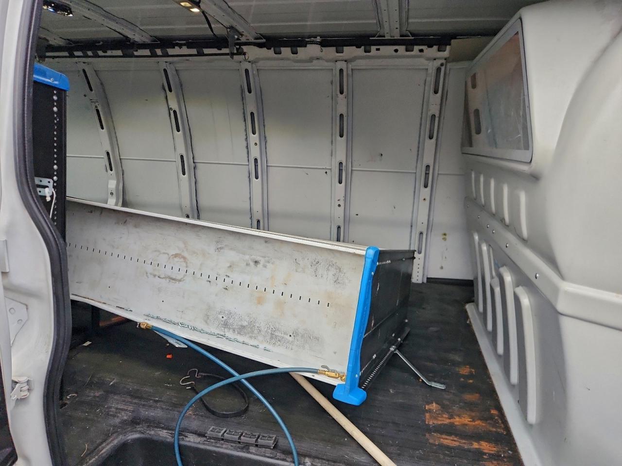 2019 Chevrolet Express 3500 Utility / Service Van