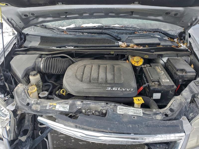 2015 Chrysler Town & Country Touring