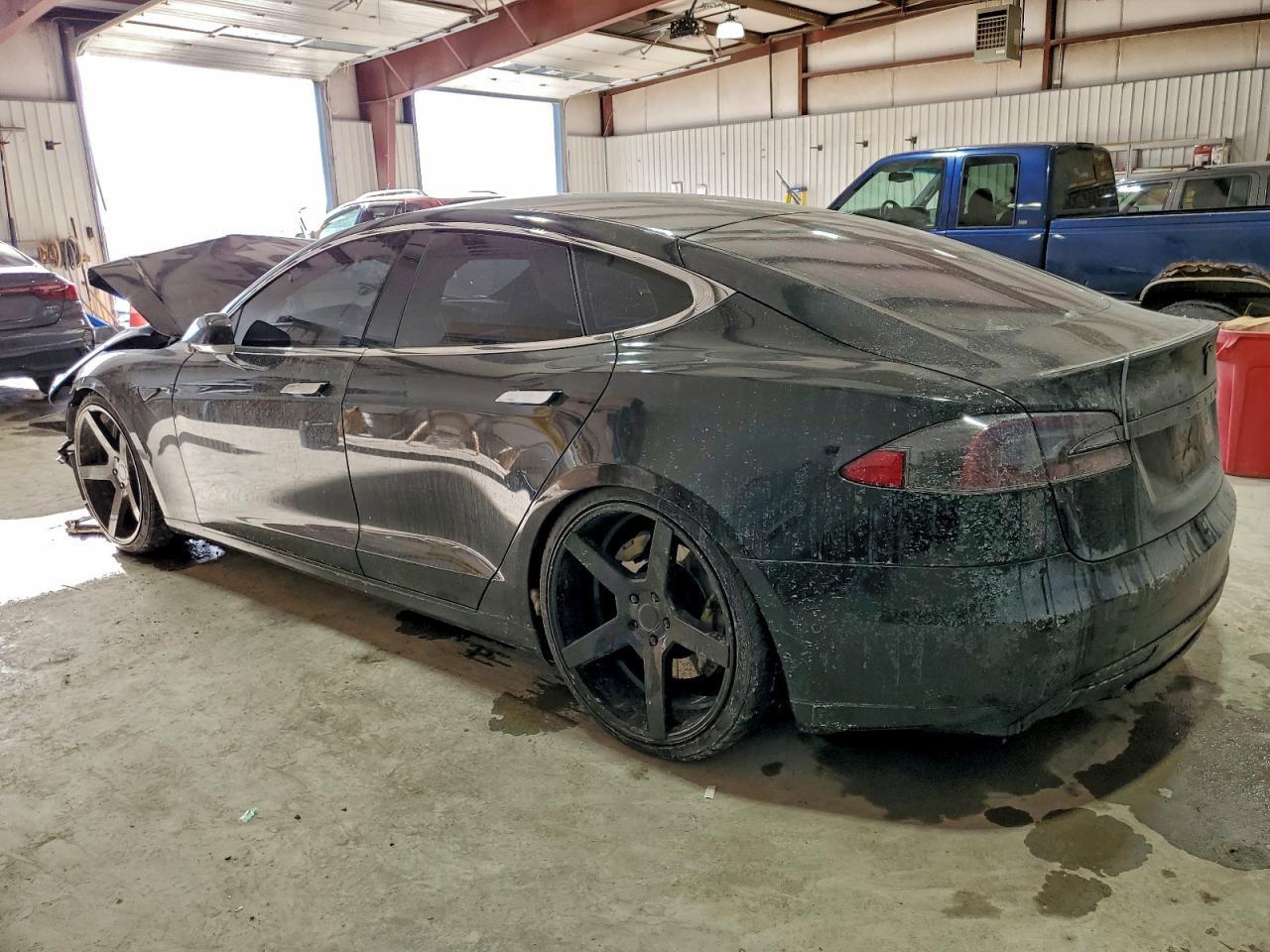 2015 Tesla Model s 85D