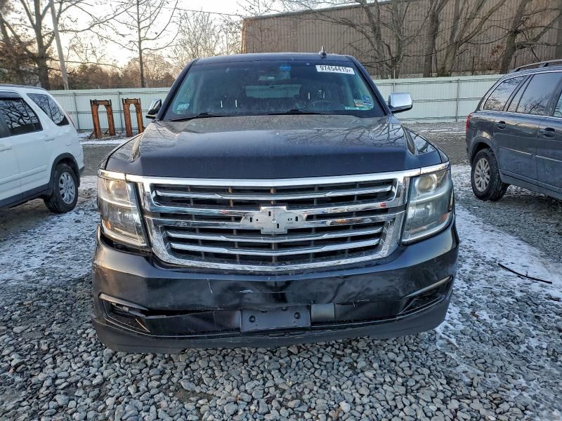 2019 Chevrolet Suburban K1500 lt