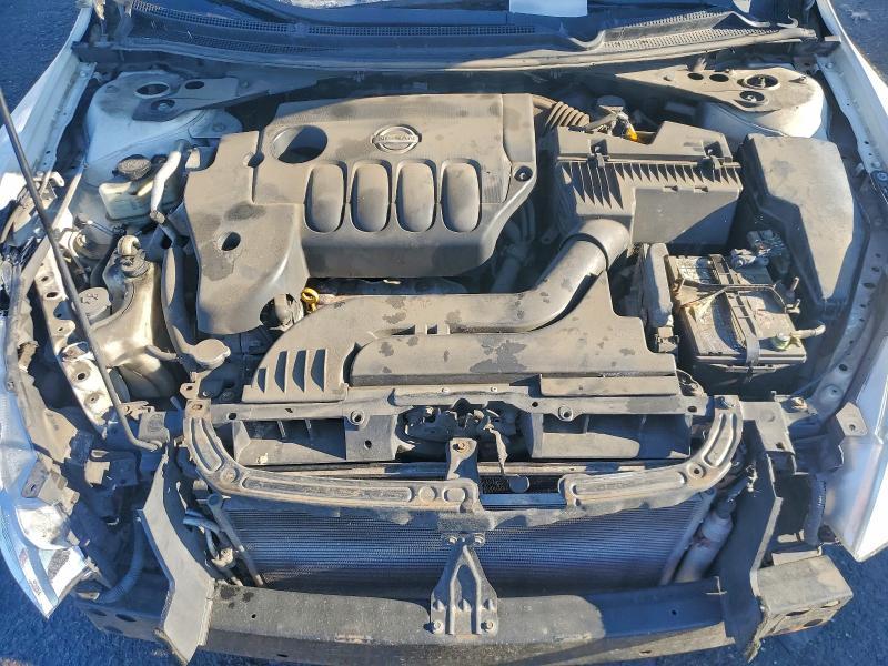 2011 Nissan Altima Base