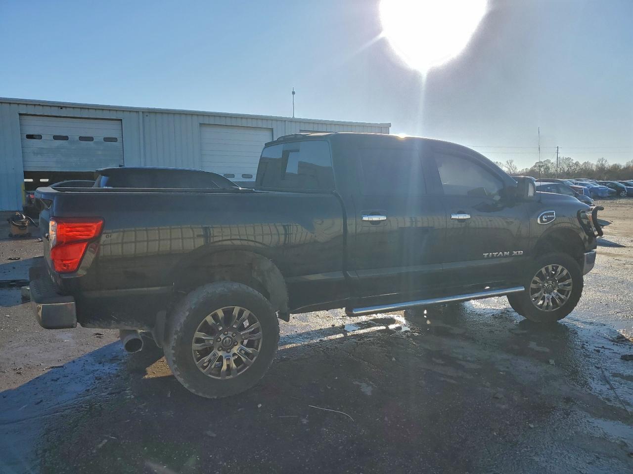 2017 Nissan Titan xd s