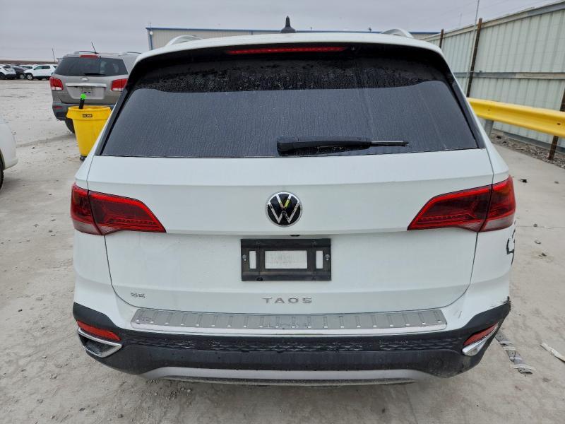 2023 Volkswagen Taos se