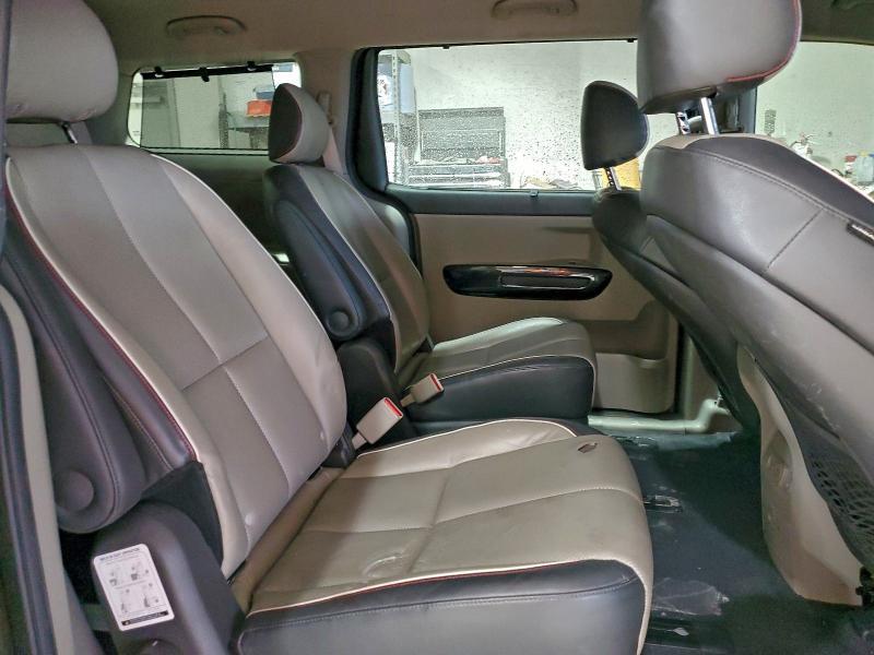 2015 KIA Sedona ex