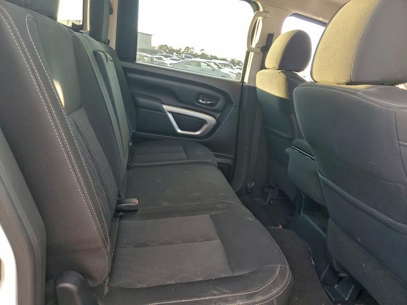 2017 Nissan Titan xd s