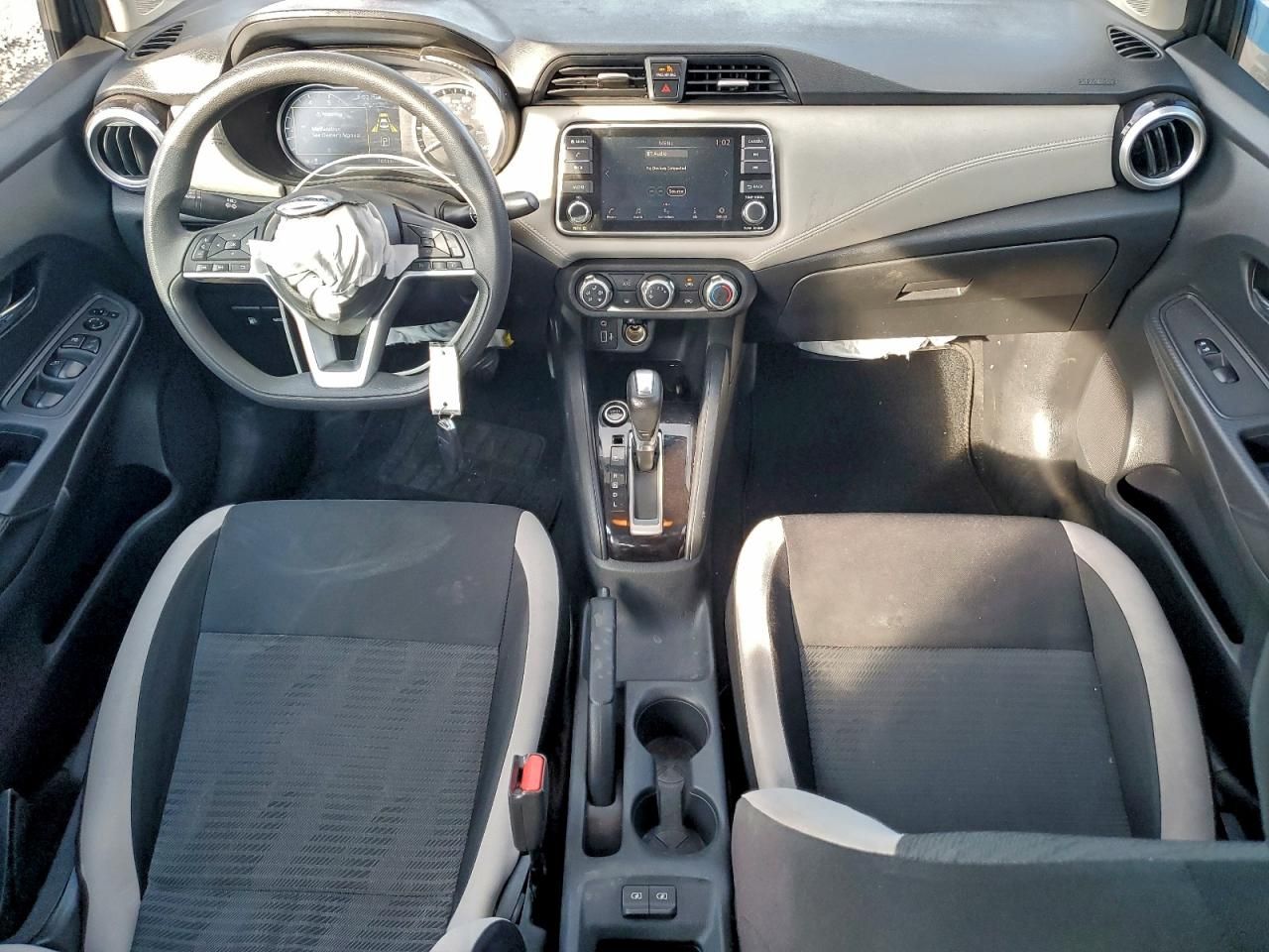 2020 Nissan Versa sv