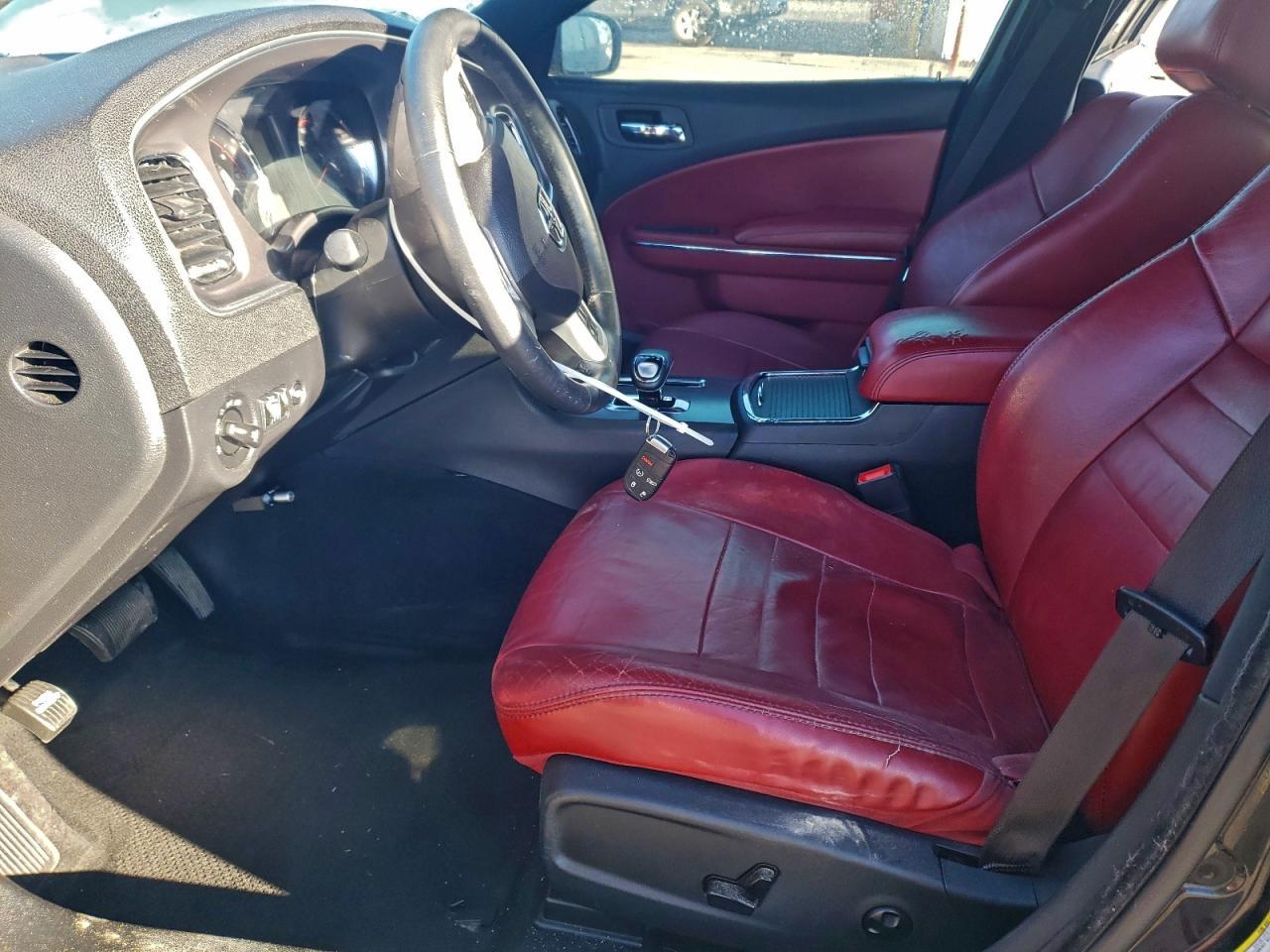 2014 Dodge Charger sxt