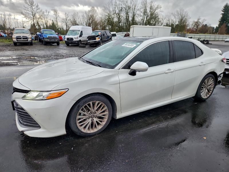 2020 Toyota Camry xle
