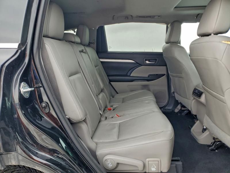 2016 Toyota Highlander xle