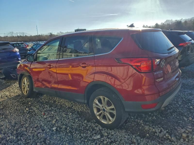 2019 Ford Escape se