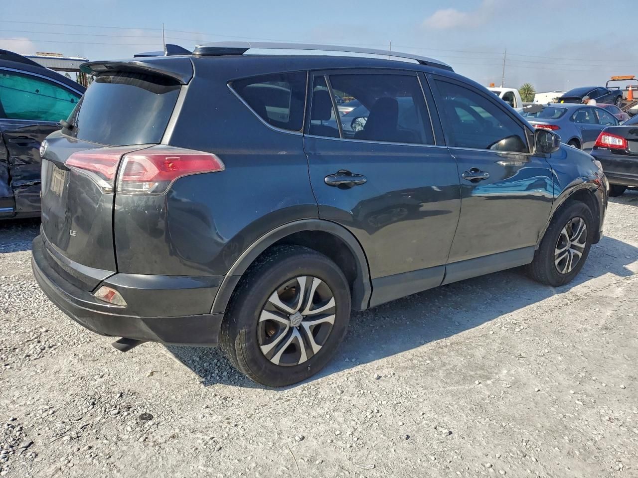 2016 Toyota Rav4 le