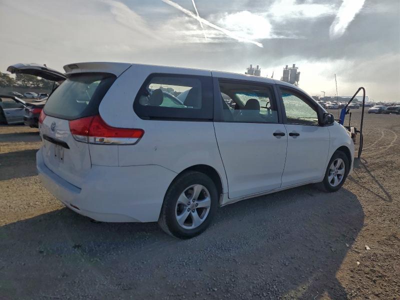 2012 Toyota Sienna Base