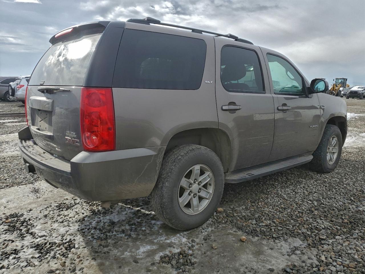 2011 GMC Yukon slt