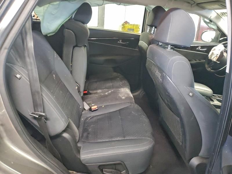 2018 KIA Sorento lx
