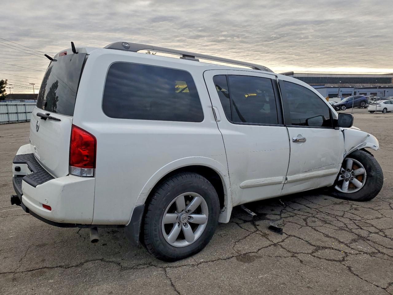 2012 Nissan Armada sv