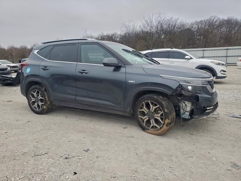 2021 KIA Seltos ex