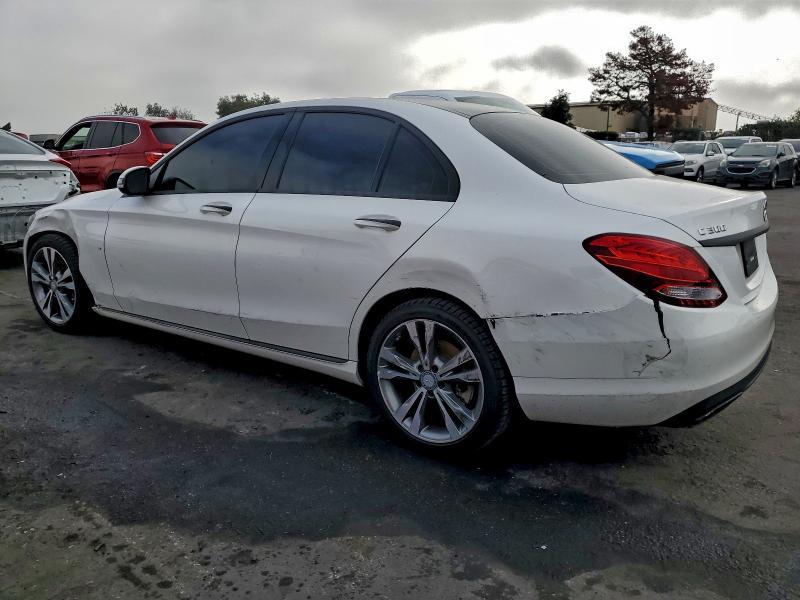 2016 Mercedes-Benz C300