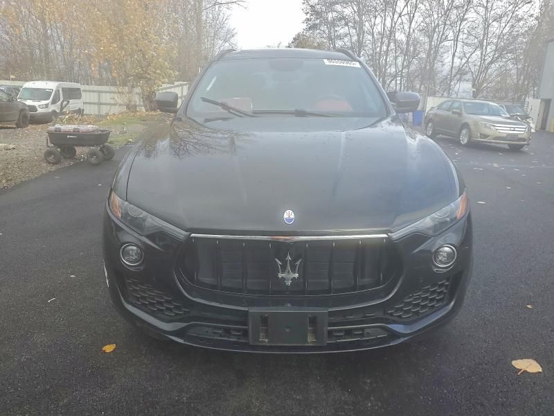 2017 Maserati Levante s Sport