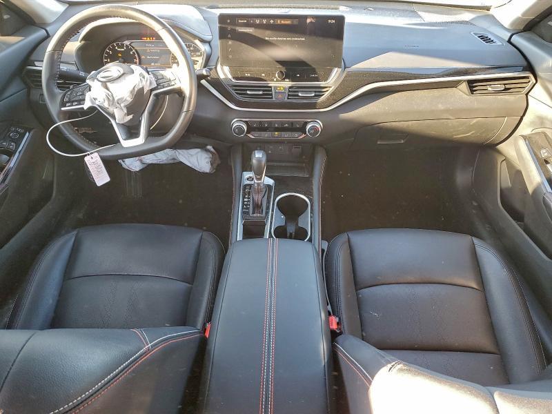 2024 Nissan Altima sr