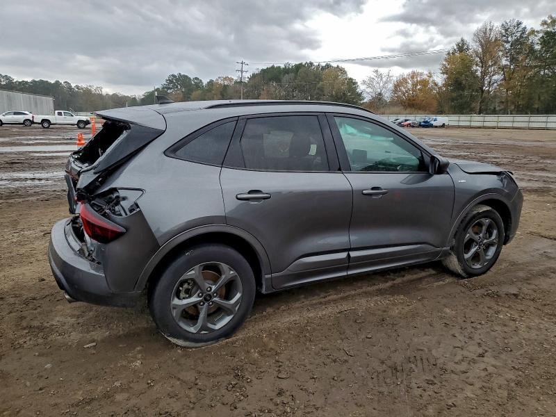 2023 Ford Escape st Line