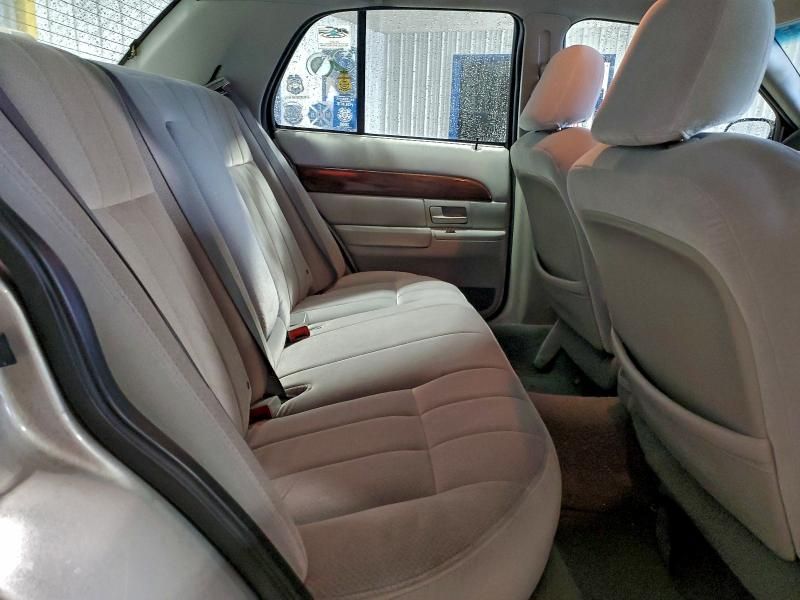 2003 Mercury Grand Marquis gs