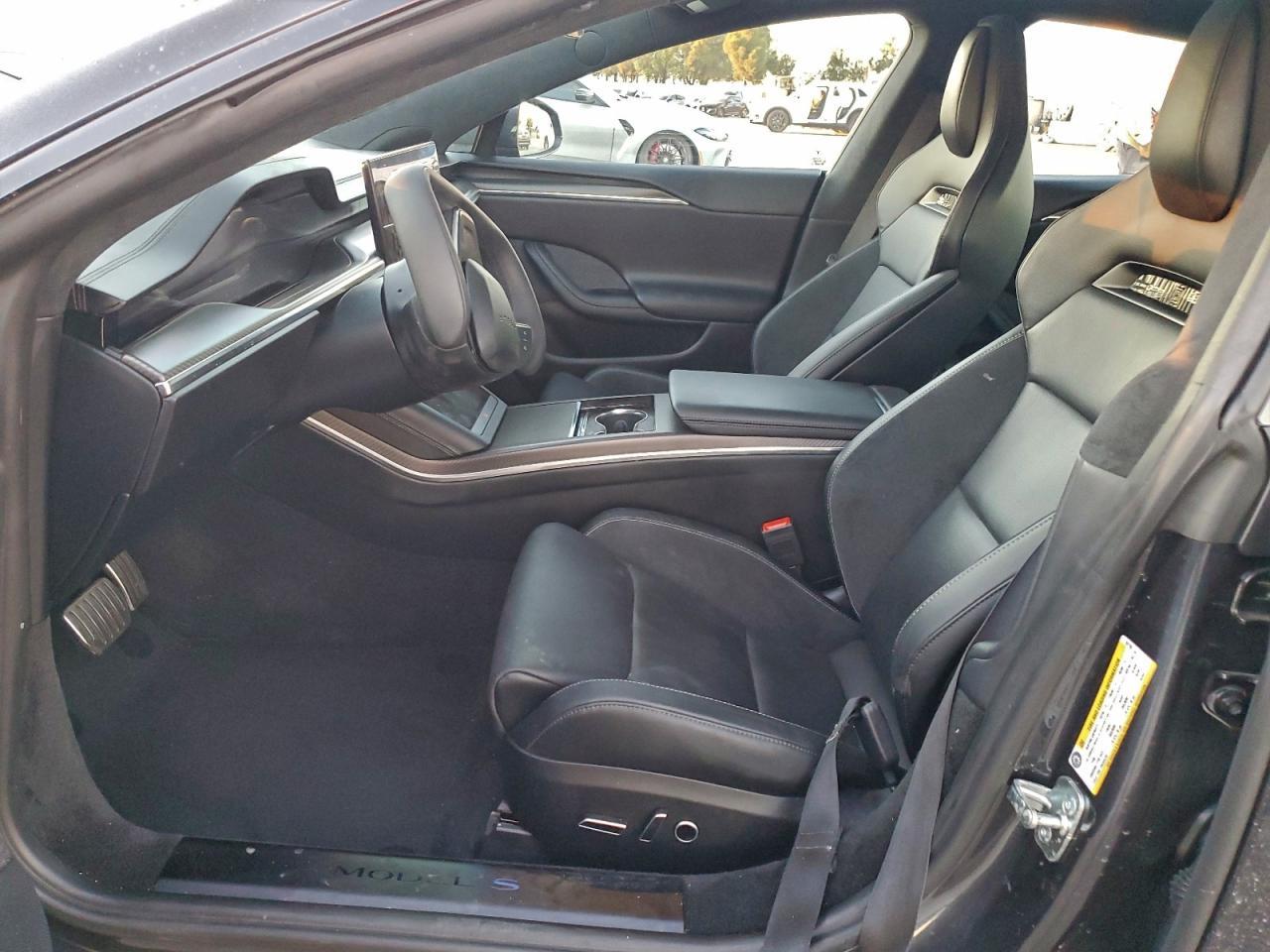 2025 Tesla Model s