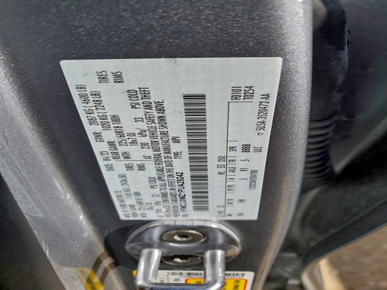2023 Ford Escape st Line