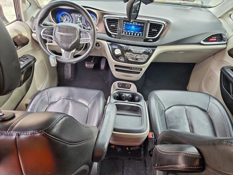 2021 Chrysler Voyager lxi