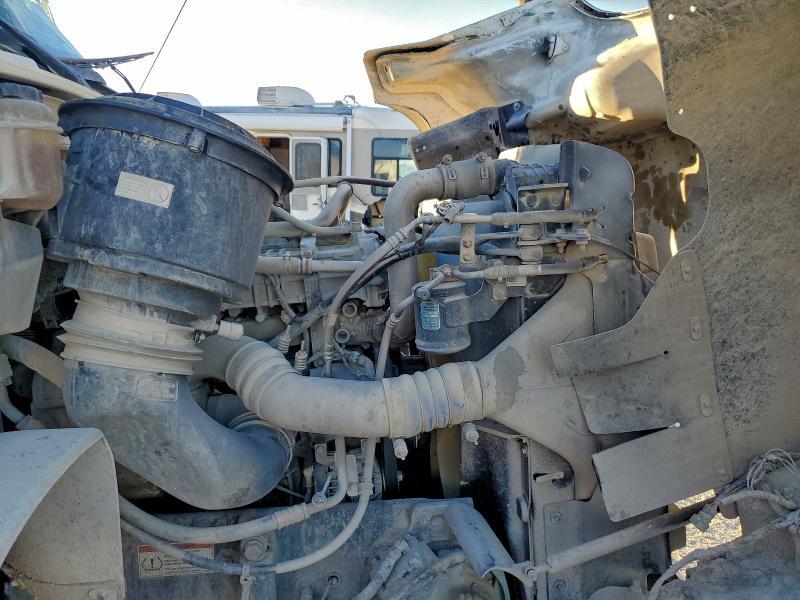 2022 Freightliner 114SD