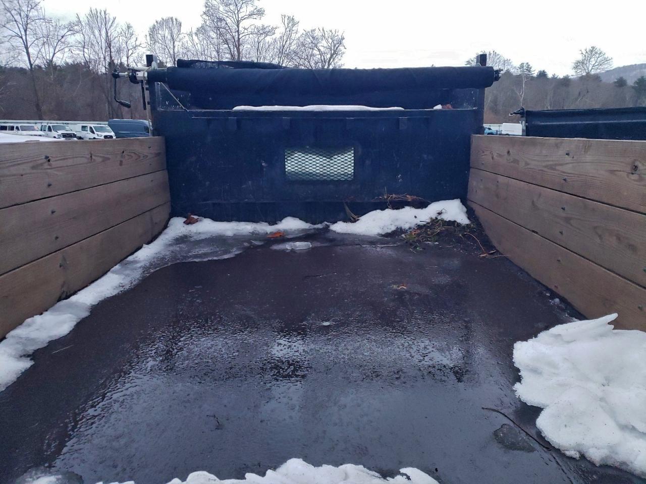 2001 Ford F450 Super Duty Dump Truck