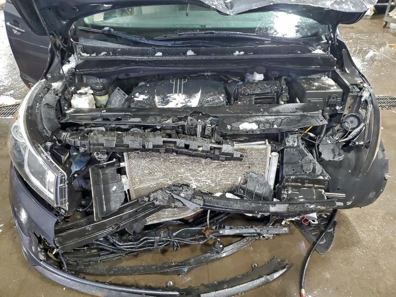 2017 KIA Sedona lx